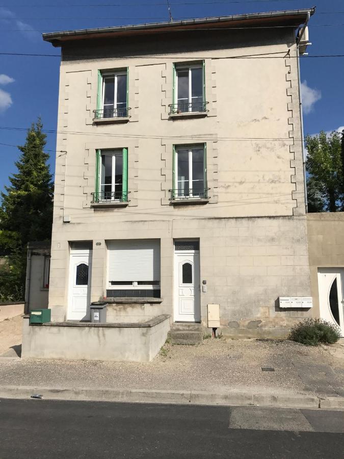 Appartement Cosy à quelques minutes du Centre Châlons-en-Champagne Exterior foto